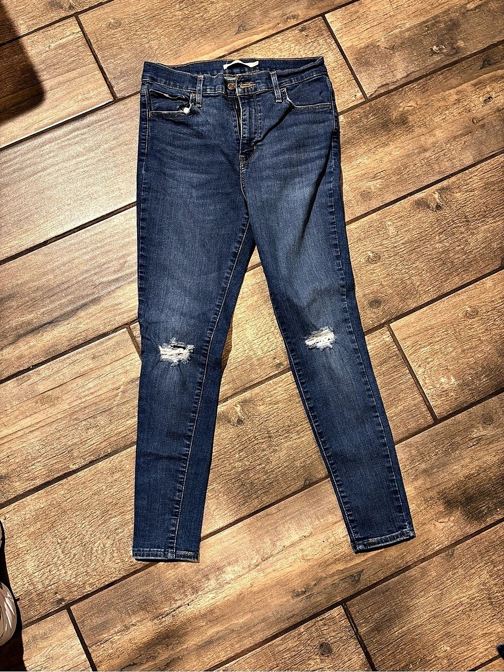 Levi's 721 High Rise Super Skinny Distressed Blue Jeans Waist 29
